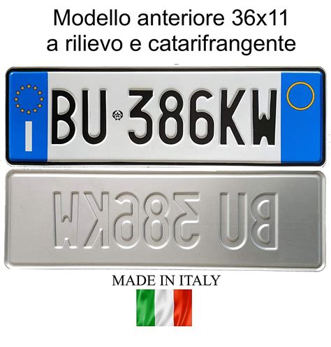 targa auto modello.